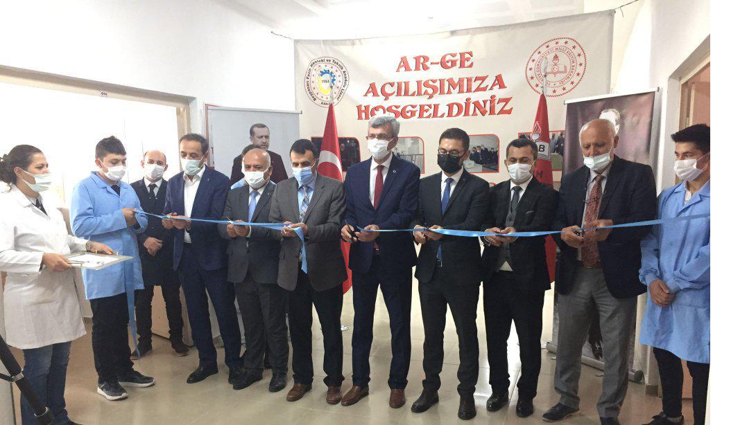Fatih MTAL'de 1000 Okul 50 AR-GE Merkez Projesinin açılışı yapıldı