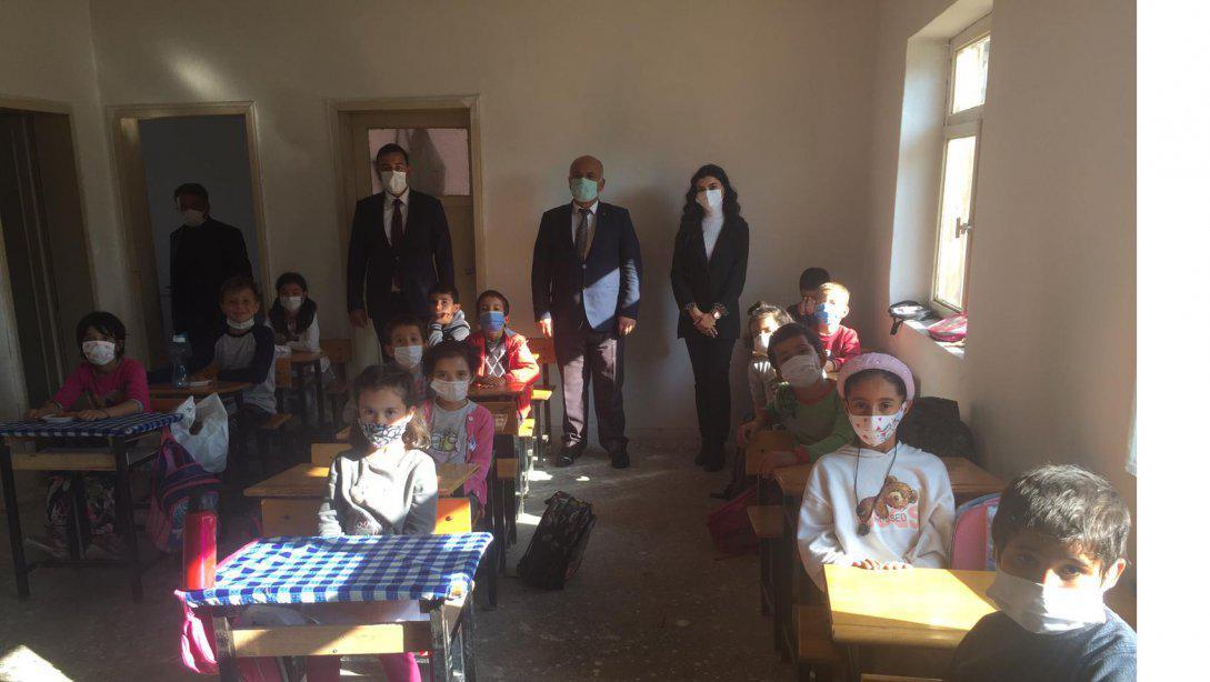 Enerji-Sa, Sosyal Sorumluluk Projesi Kapsamında Kırbaşı İlkokulunu tadilat ettirdi.