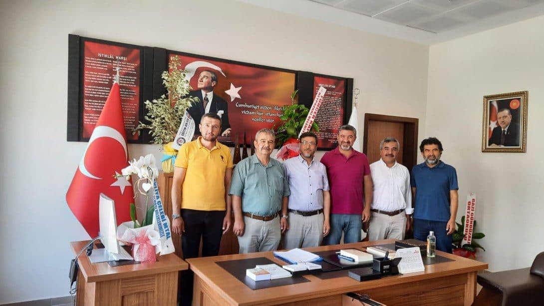 Eğitimciler Birliği Sendikası Ankara 6 Nolu Şube Yönetimi İlçe Milli Eğitim Müdürümüzü Ziyaret Etti