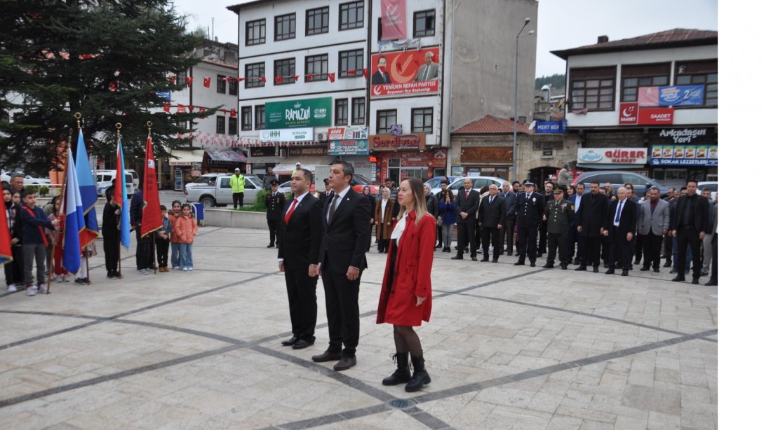 23 Nisan Ulusal Egemenlik ve Çocuk Bayramı kutlama ve Anma Töreni yapıldı.