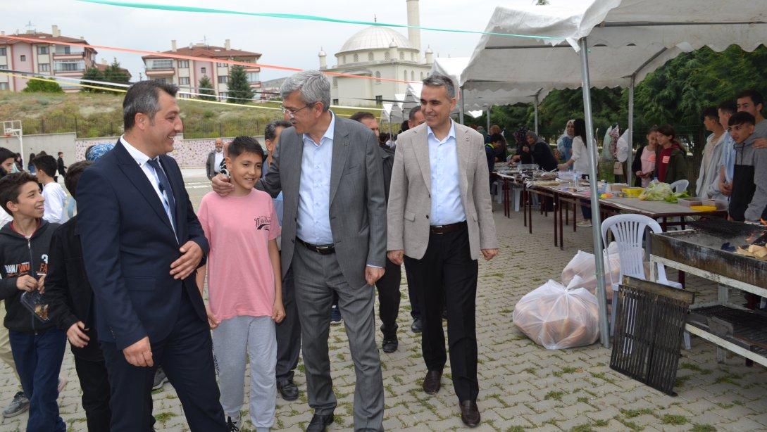 ÇEDES Projesi Kapsamında Şehit Mehmet Çifci İmam Hatip Ortaokulunda Kermes düzenlendi